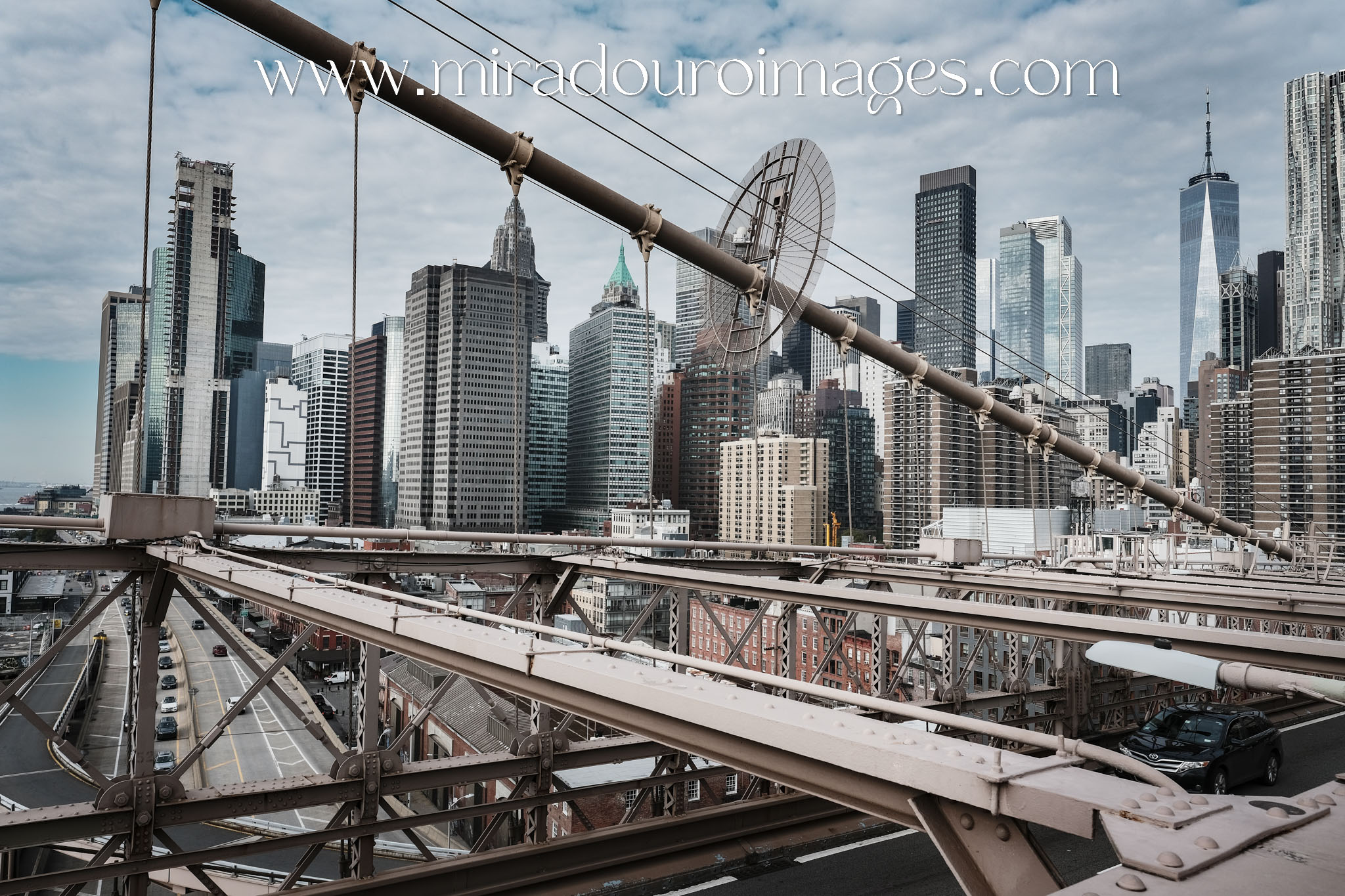 New York City</br>f8 &spades;16mm &diams; 1/420s &clubs; ISO 320
 &hearts; &copy; OS.